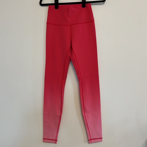 RARE Lululemon Wunder Under High Rise Ombré Tight 28" - in Ombre Fuchsia Pink - Picture 2 of 5